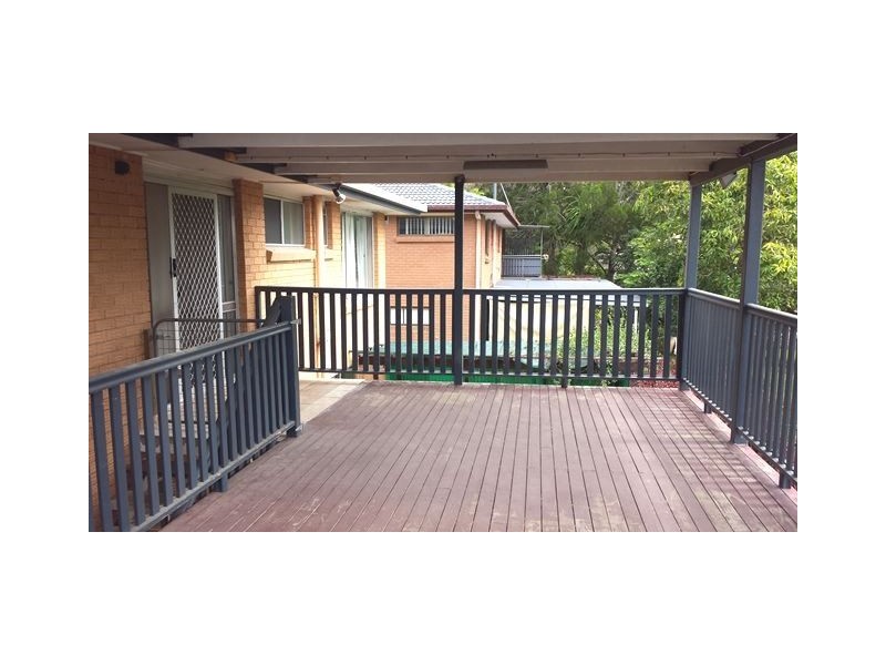 31 Abang Ave, Tanah Merah QLD 4128