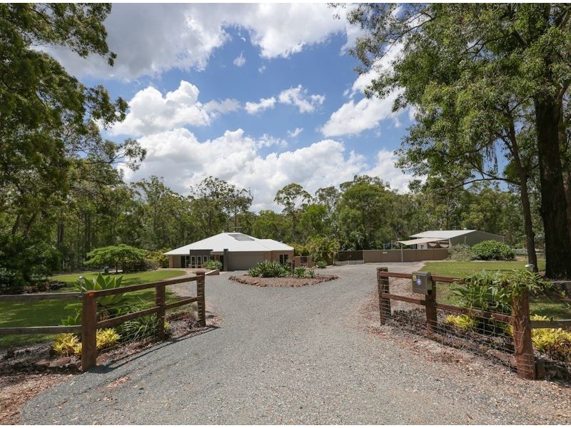 141 Lavelle Drive, Logan Village QLD 4207