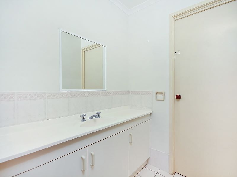 3 Maggie Court, Edens Landing QLD 4207