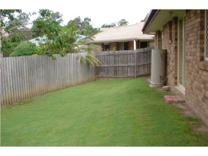 5 Gariswood Court, Edens Landing QLD 4207