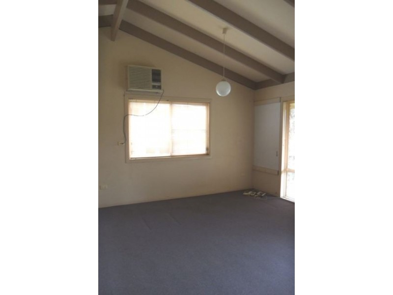 26 Mungaree Dr, Shailer Park QLD 4128