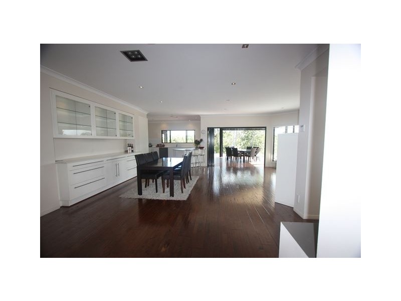 2 Omaru Street, Loganholme QLD 4129