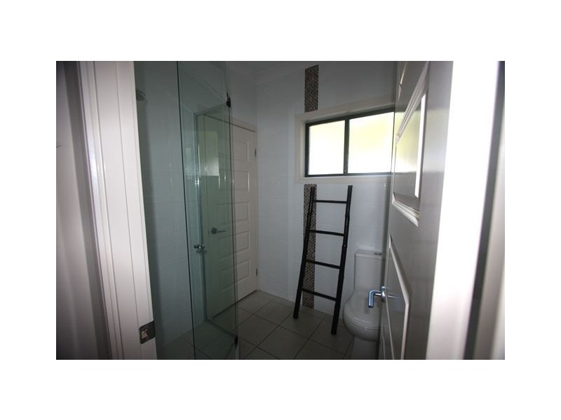 2 Omaru Street, Loganholme QLD 4129