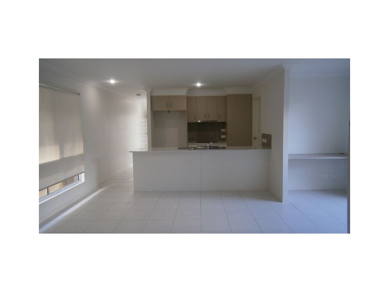 16 Baspa Street, Holmview QLD 4207