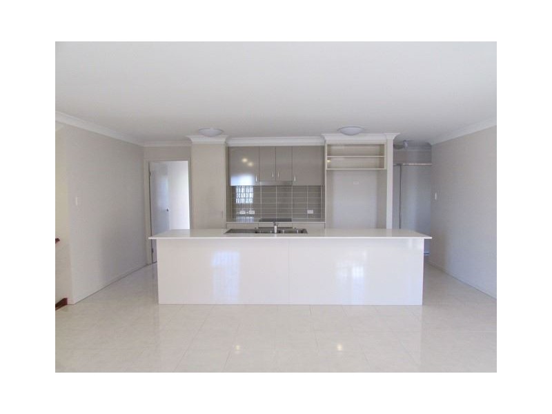 25 Riverside Sanctuary Terrace, Ormeau QLD 4208