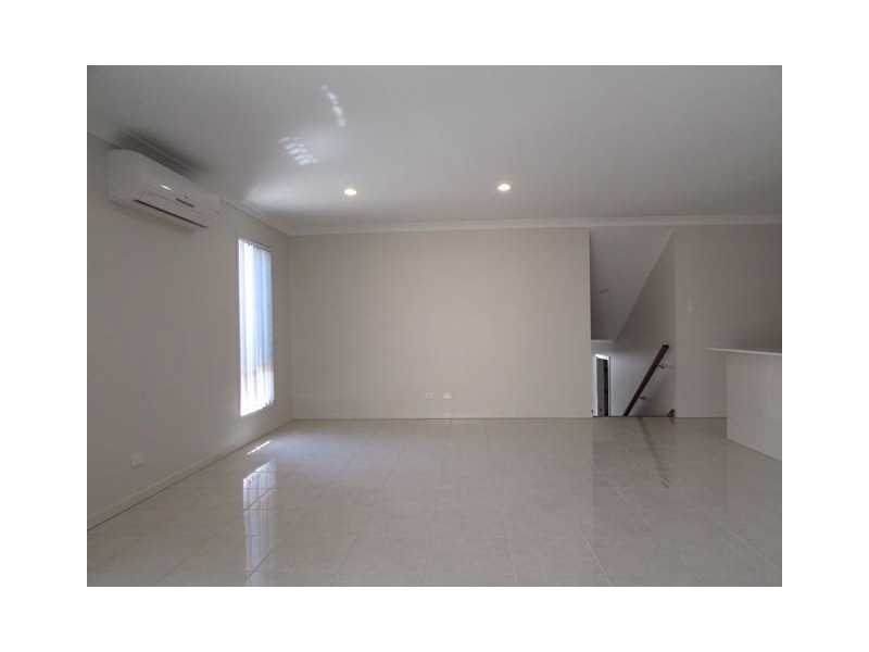 25 Riverside Sanctuary Terrace, Ormeau QLD 4208