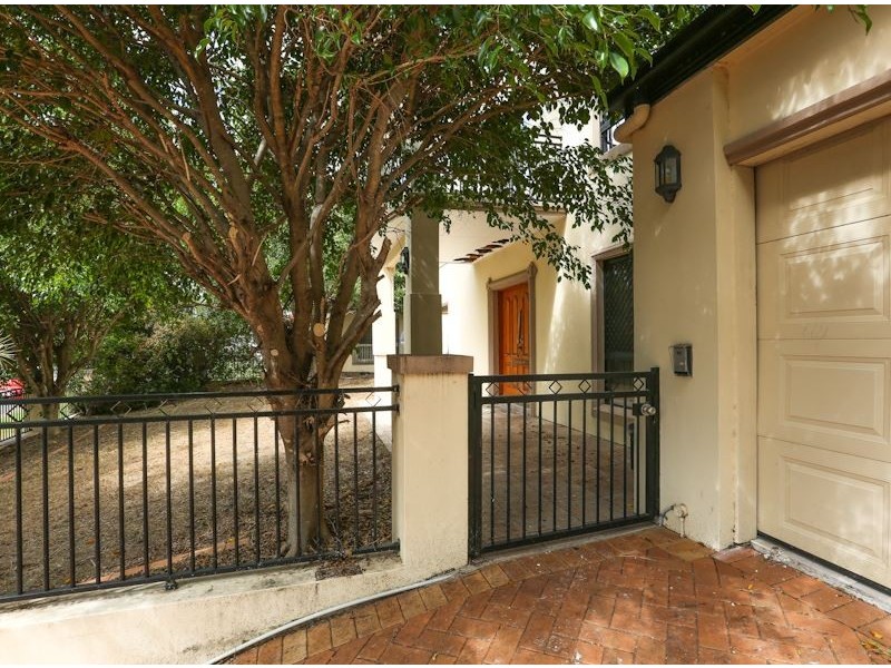 59 White Cedar Circuit, Stretton QLD 4116