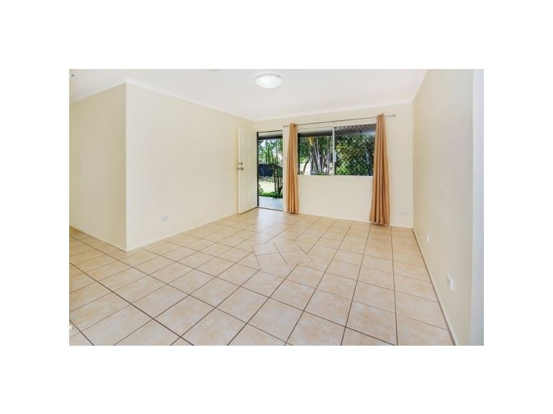5 Lima Street, Edens Landing QLD 4207