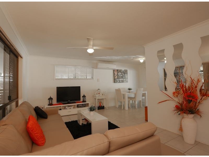 24 Morisset Ct, Edens Landing QLD 4207
