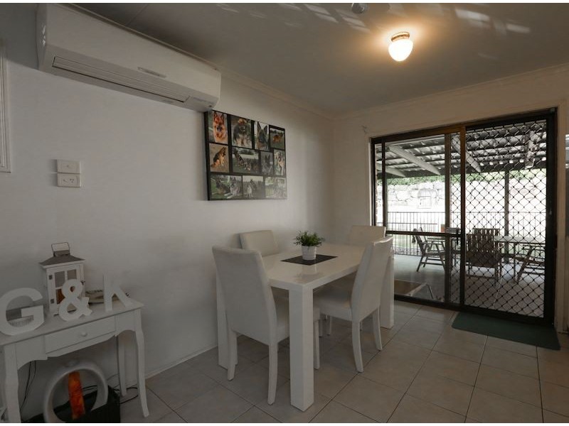 24 Morisset Ct, Edens Landing QLD 4207