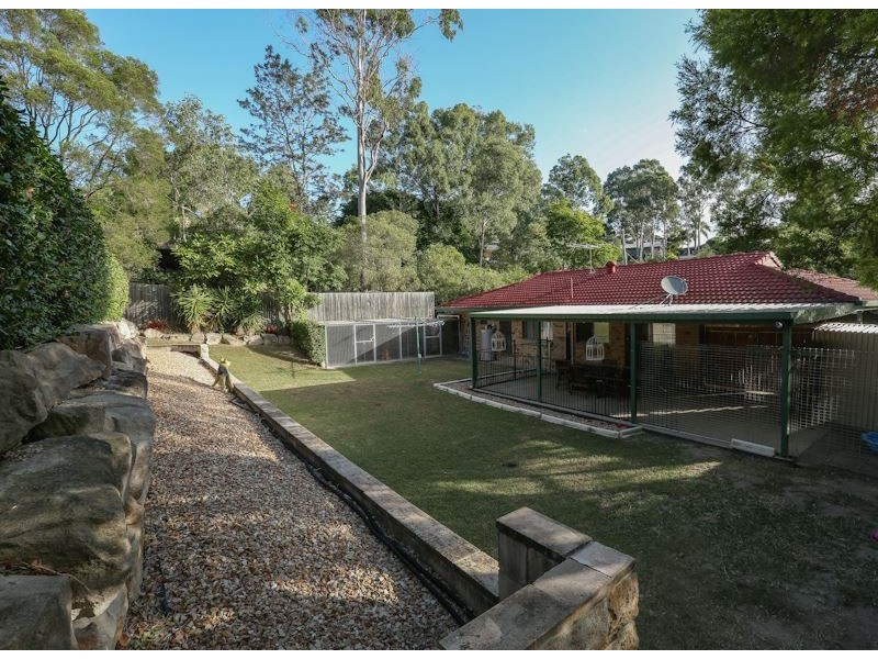 24 Morisset Ct, Edens Landing QLD 4207