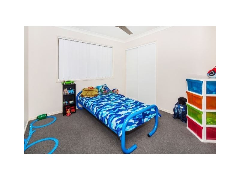 7 Zachary Court, Eagleby QLD 4207