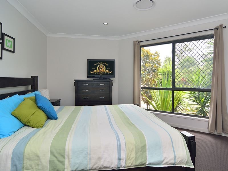 1 Richmond Crescent, Waterford QLD 4133