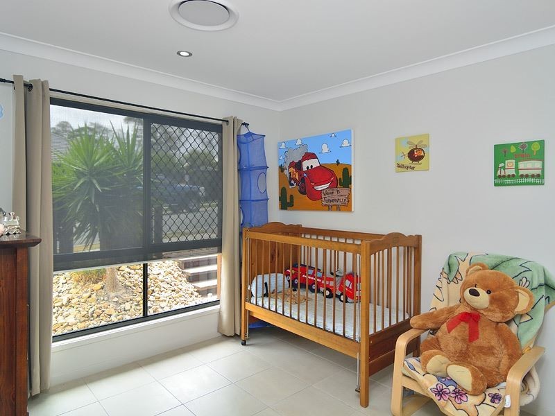 1 Richmond Crescent, Waterford QLD 4133