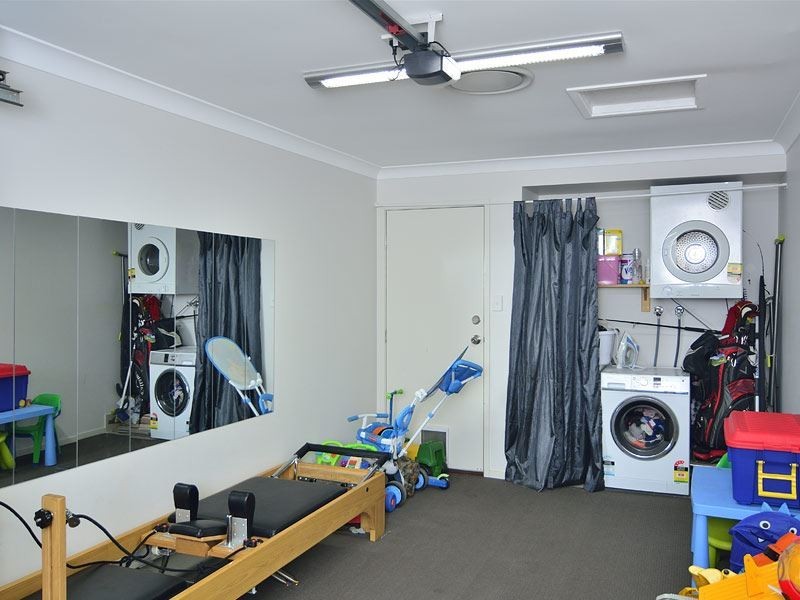 1 Richmond Crescent, Waterford QLD 4133