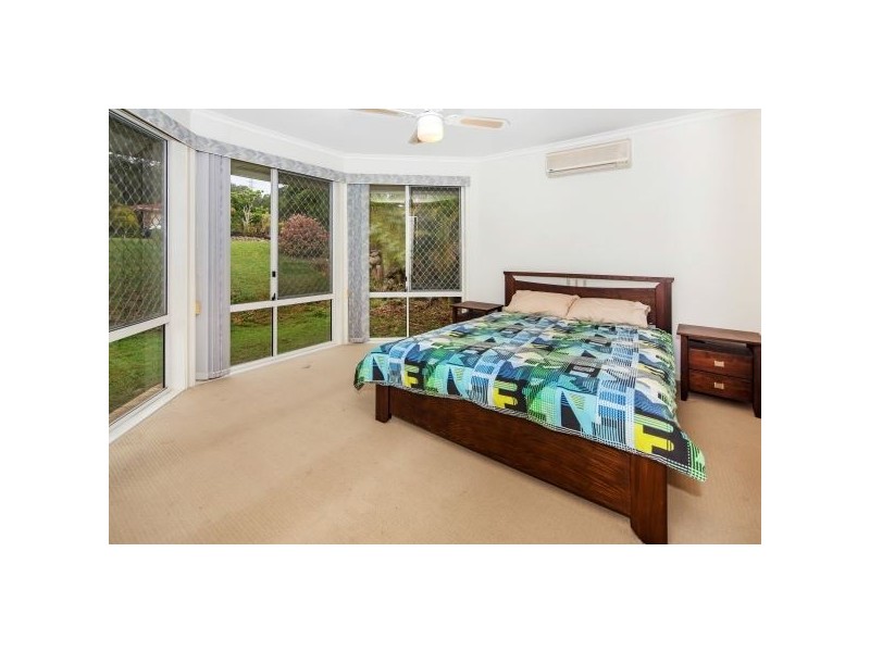 280 Mt Warren Blvd, Mount Warren Park QLD 4207