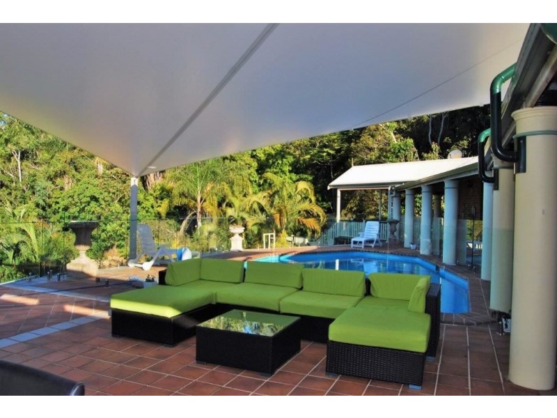 5 Bahrview Drive, Bahrs Scrub QLD 4207