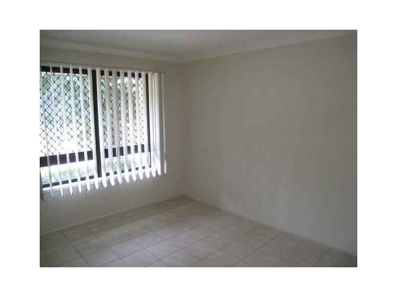 3/8 Shareece Court, Crestmead QLD 4132