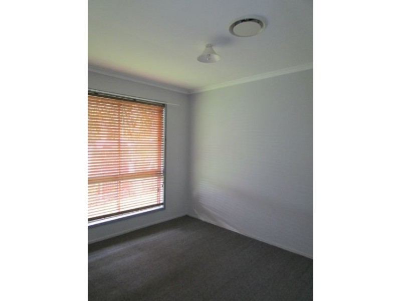 6 Petunia Court, Eagleby QLD 4207