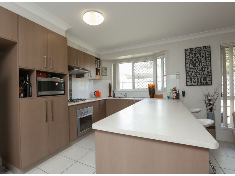 4 Alvine Drive, Eagleby QLD 4207