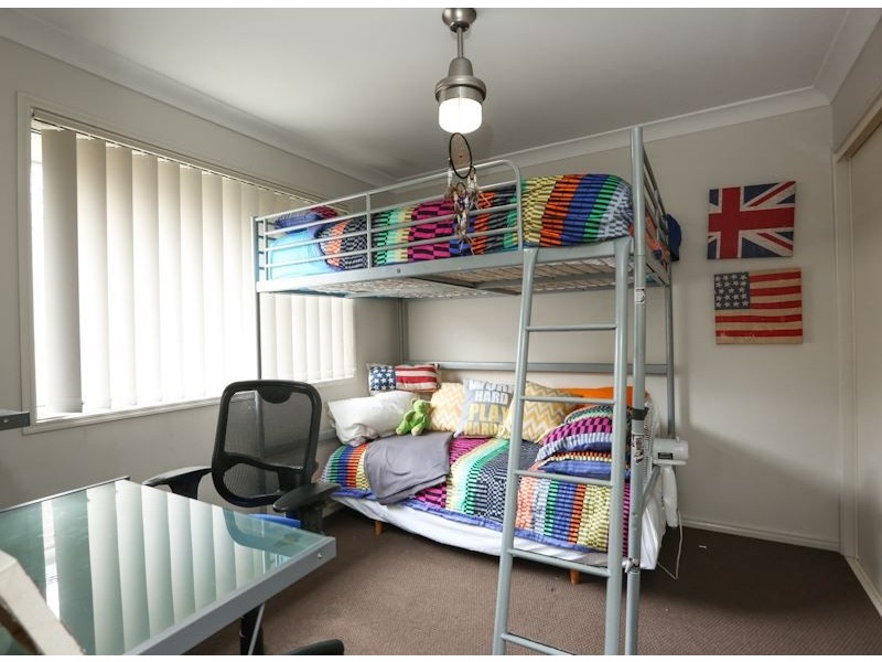 4 Alvine Drive, Eagleby QLD 4207