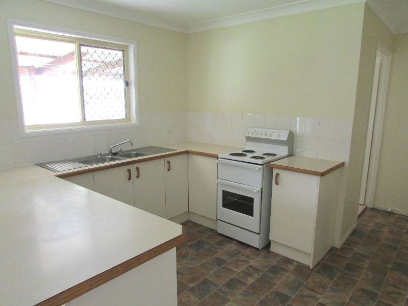 94 Castile Crescent, Edens Landing QLD 4207