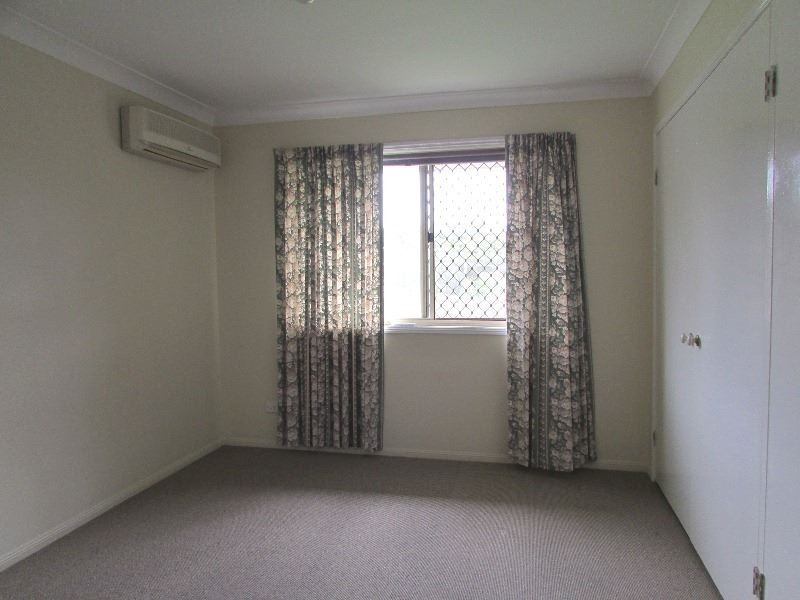 94 Castile Crescent, Edens Landing QLD 4207