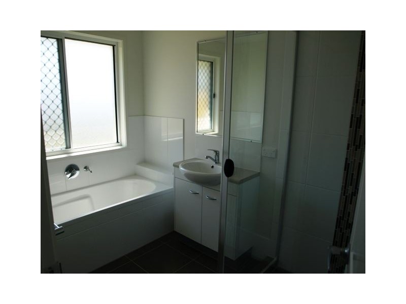 1 Ridgemount street, Bahrs Scrub QLD 4207