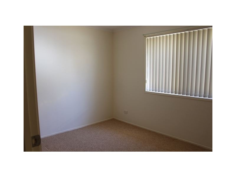 202/16 Holzheimer Road, Bethania QLD 4205