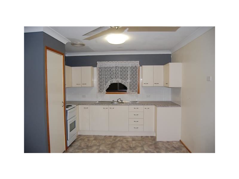 8 Louis Street, Beenleigh QLD 4207