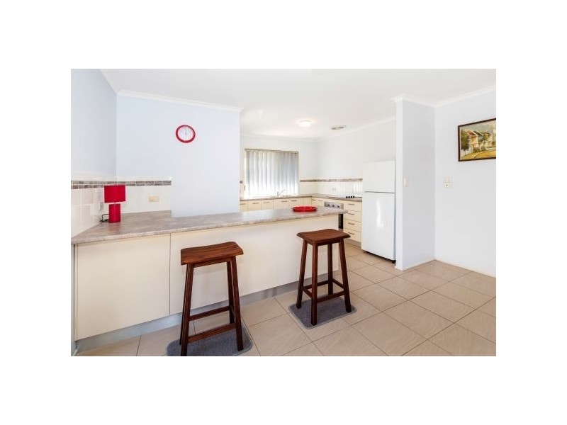 1/145 Castile Cres, Edens Landing QLD 4207