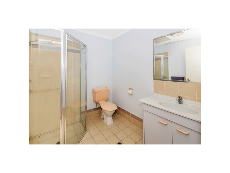 1/145 Castile Cres, Edens Landing QLD 4207