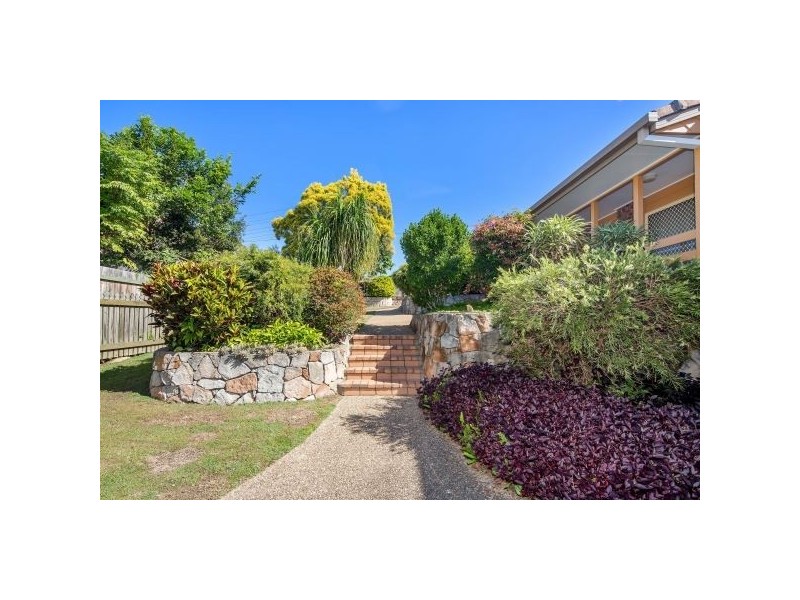 1/145 Castile Cres, Edens Landing QLD 4207