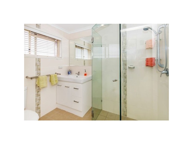 2/108 Overland Drive, Edens Landing QLD 4207