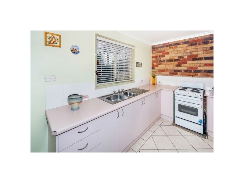 2/108 Overland Drive, Edens Landing QLD 4207