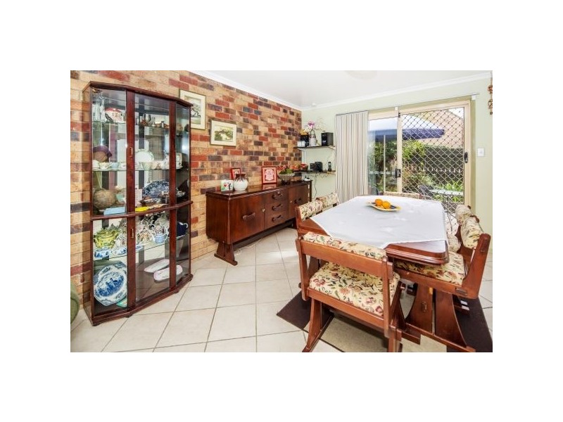 2/108 Overland Drive, Edens Landing QLD 4207
