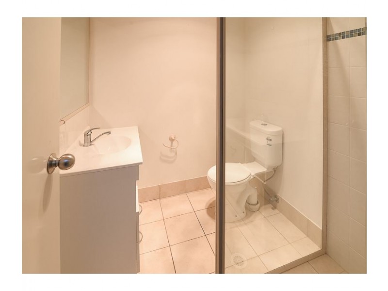 3/8 Shareece Court, Crestmead QLD 4132