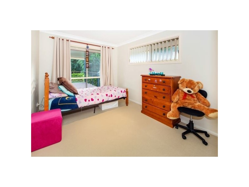 6 Laura Ct, Mount Warren Park QLD 4207