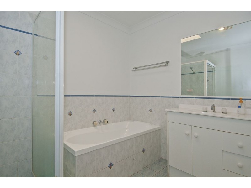 29 Chatfield Street, Edens Landing QLD 4207