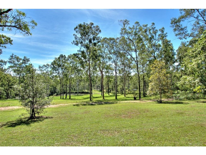 33-37 Ponderosa Ave, Buccan QLD 4207
