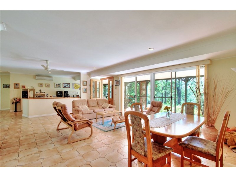 33-37 Ponderosa Ave, Buccan QLD 4207