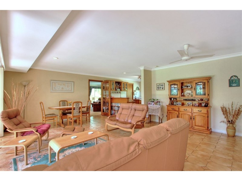 33-37 Ponderosa Ave, Buccan QLD 4207
