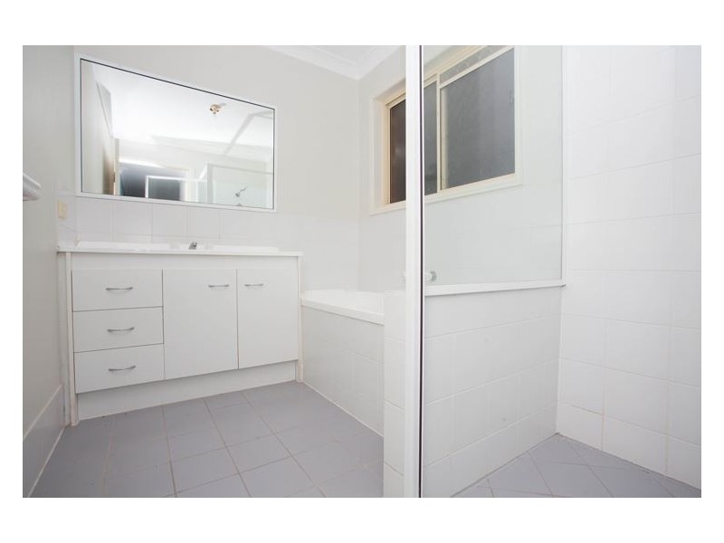 4/55-57 Tansey Drive, Tanah Merah QLD 4128