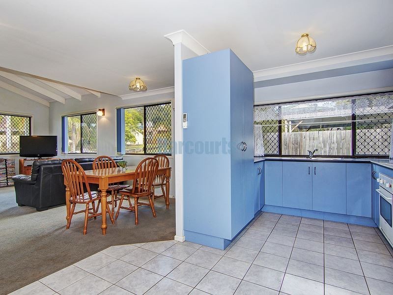 19 Lima Street, Edens Landing QLD 4207