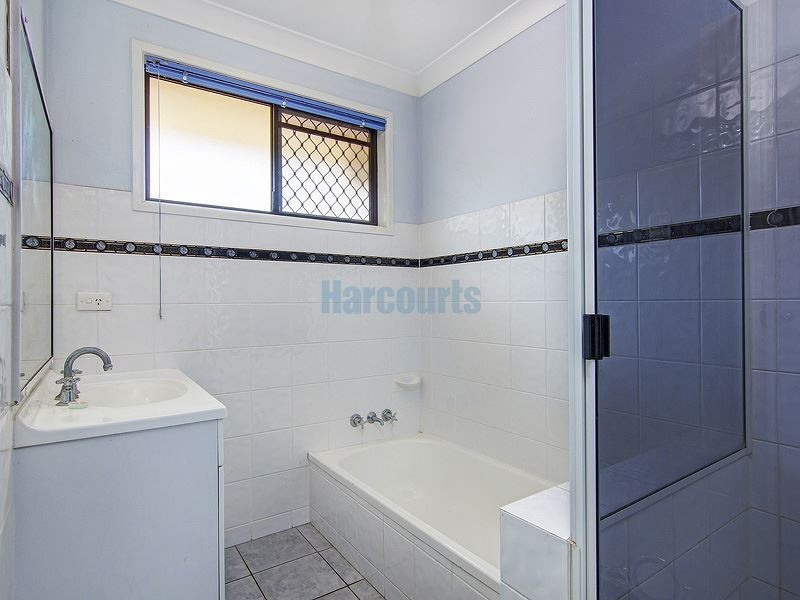 19 Lima Street, Edens Landing QLD 4207