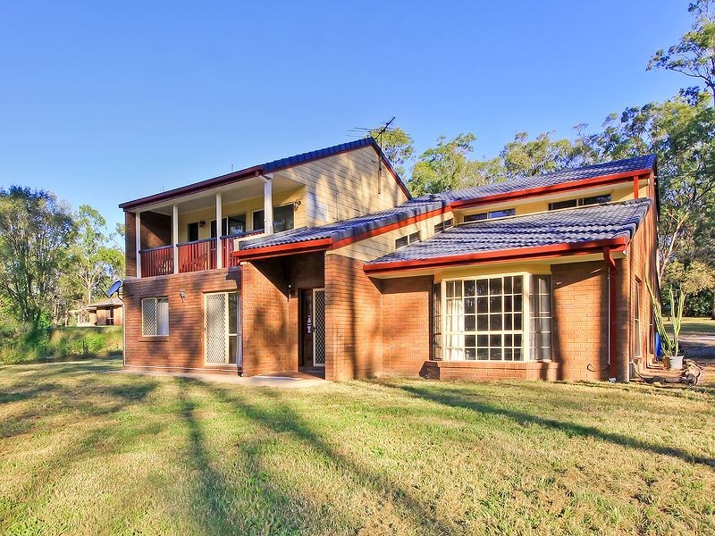 18 Paterson Road, Yatala QLD 4207