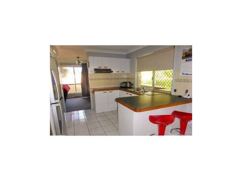 16 Ernest Street, Windaroo QLD 4207