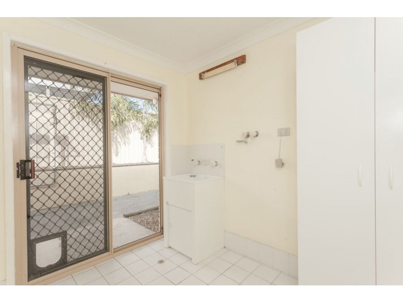 4 Richter Court, Edens Landing QLD 4207