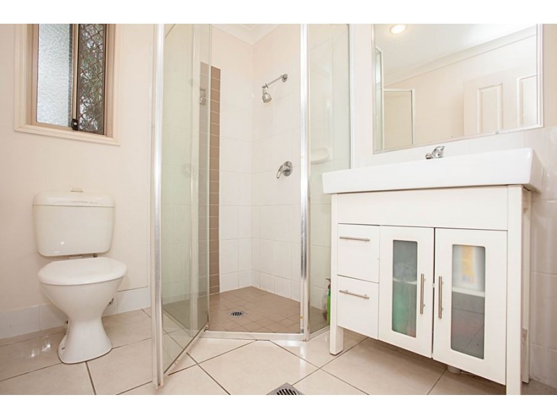 5 Crescendo Place, Crestmead QLD 4132