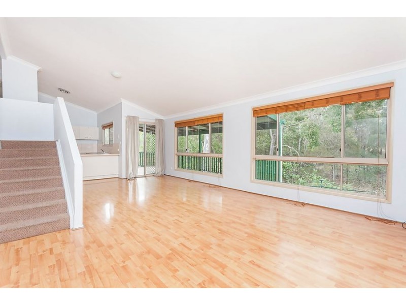 58 Loane Drive, Edens Landing QLD 4207